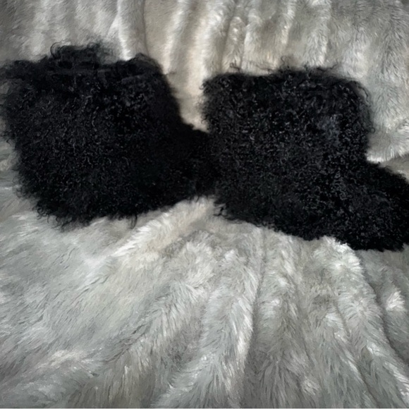 UGG Black Fluff Momma Mongolian Boots - Picture 7 of 8